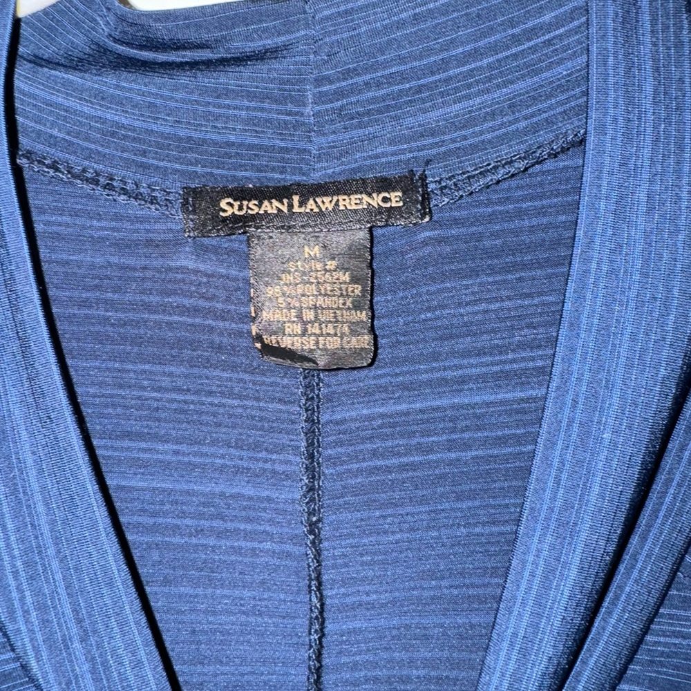 Susan Lawrence Navy Blue Sleeveless Top - Picture 3 of 4